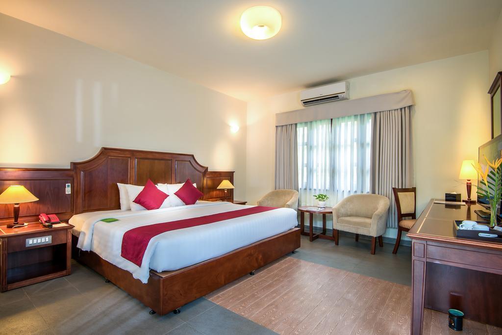 Eden Resort Дуонг-Донг Экстерьер фото